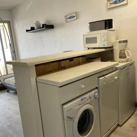 Cap D'agde, 2 Pieces, 6 Personnes - Fr-1-249-309 *